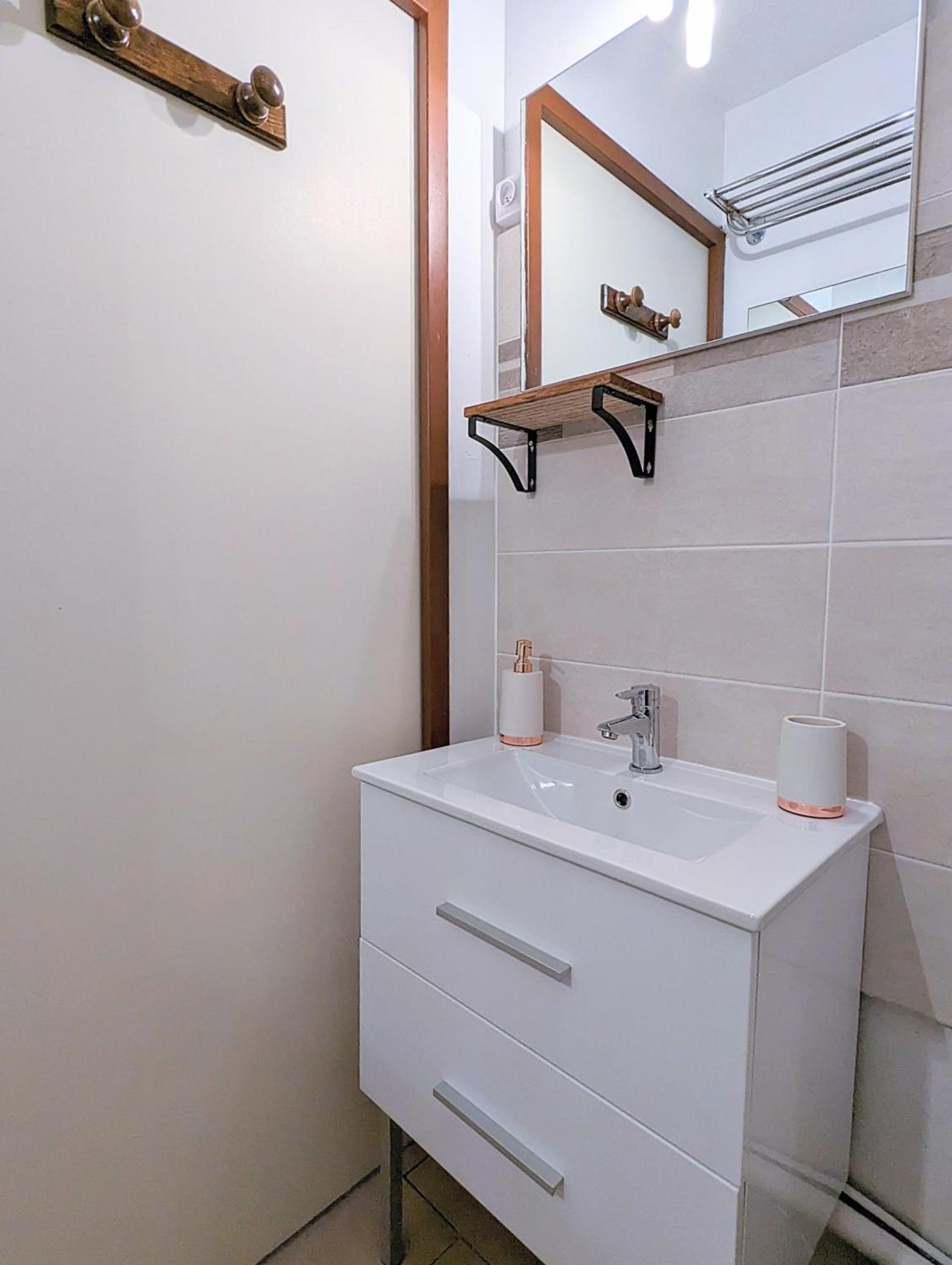 Appartement Au Calme + Parking Agde Exterior photo